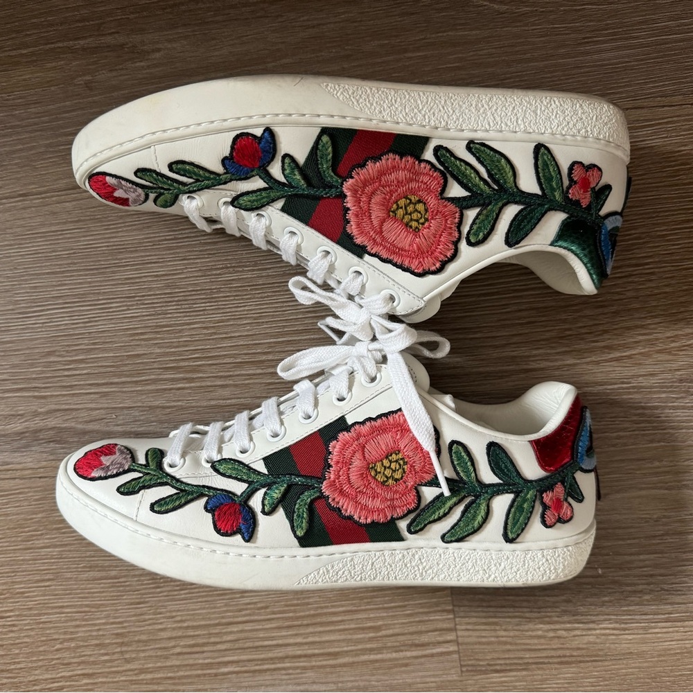 Gucci sneakers